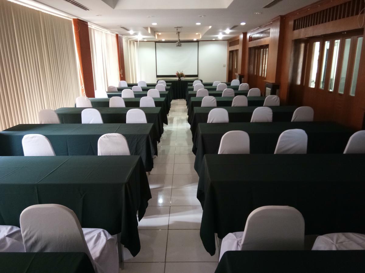 Auychai Grand Hotel Langszuan Kültér fotó